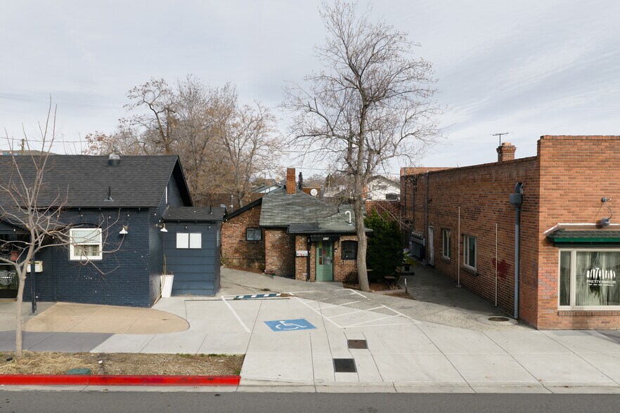 Primary Photo Of 670 Tahoe St, Reno General Retail For Sale
