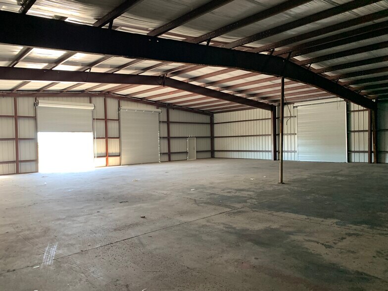 More Photos Of 1710 Turkey Creek Rd, Plant City Warehouse For Lease