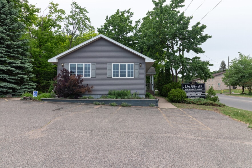 More Photos Of 375 N McClellan Ave, Marquette Office Residential For Sale
