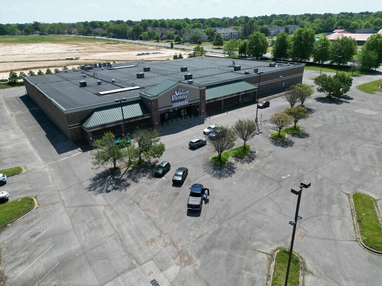 More Photos Of 3830 Hickory Hill Rd, Memphis Supermarket For Sale