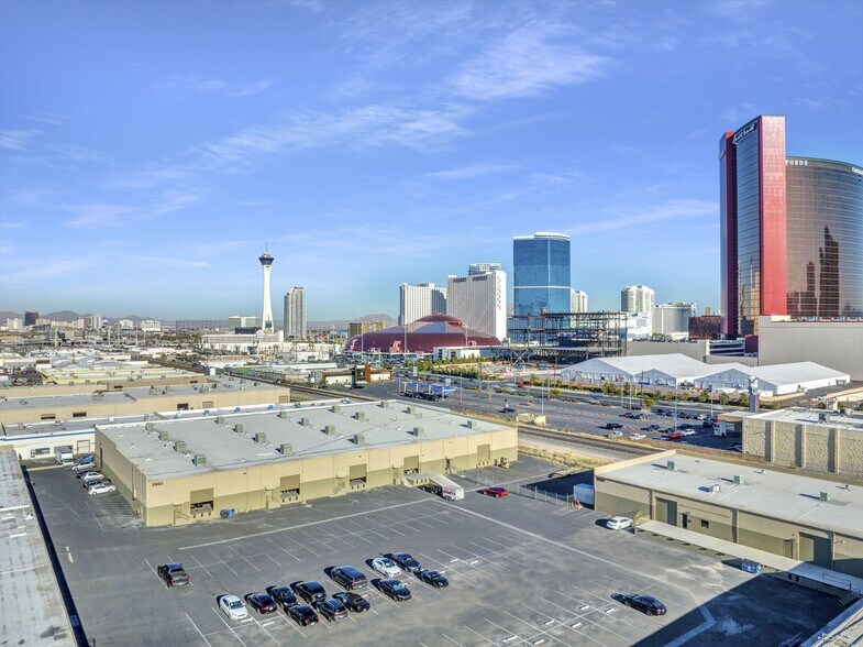 More Photos Of 2960 S Highland Dr, Las Vegas Warehouse For Lease