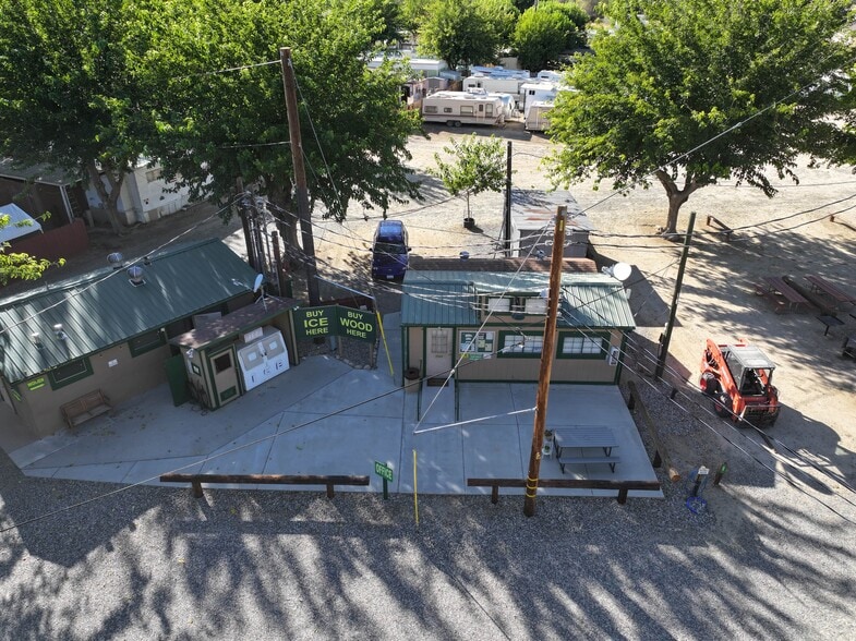 More Photos Of 24 Sirretta St, Kernville Manufactured Housing Mobile Home Park For Sale