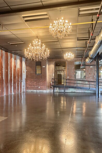 More Photos Of 124 N. 5th Street, Lebanon Warehouse For Sale