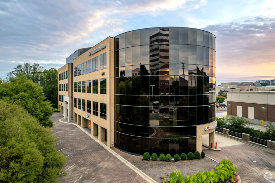 Primary Photo Of 6201 Fairview Rd, Charlotte Office For Lease