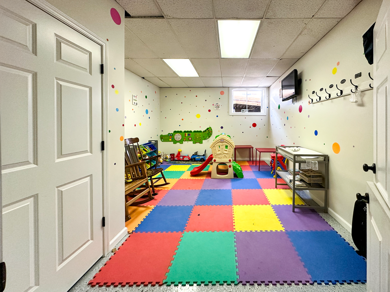 More Photos Of 316 N Main St, Churubusco Religious Facility For Sale