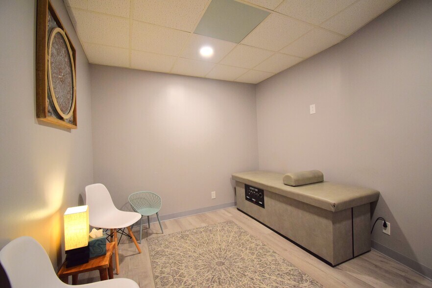 More Photos Of 1708 Jefferson Ave, Mount Vernon Office For Sale