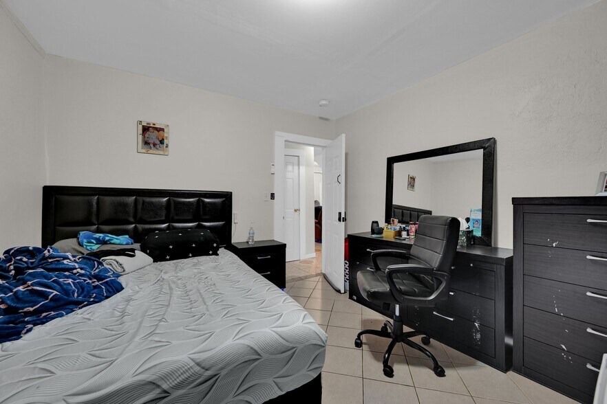 More Photos Of 737 Warburton Ave, Yonkers Apartments For Sale