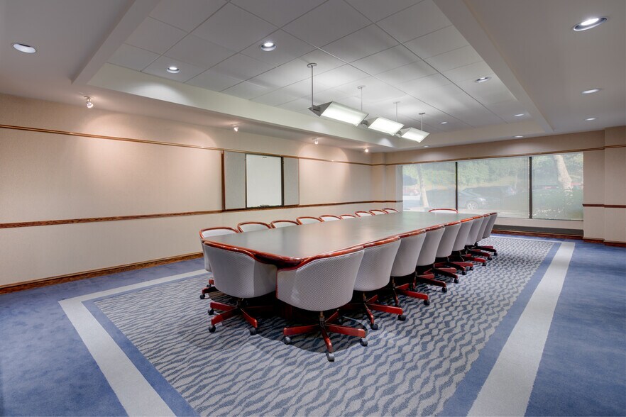 More Photos Of 809-810 Gleneagles Ct, Towson Unknown For Lease