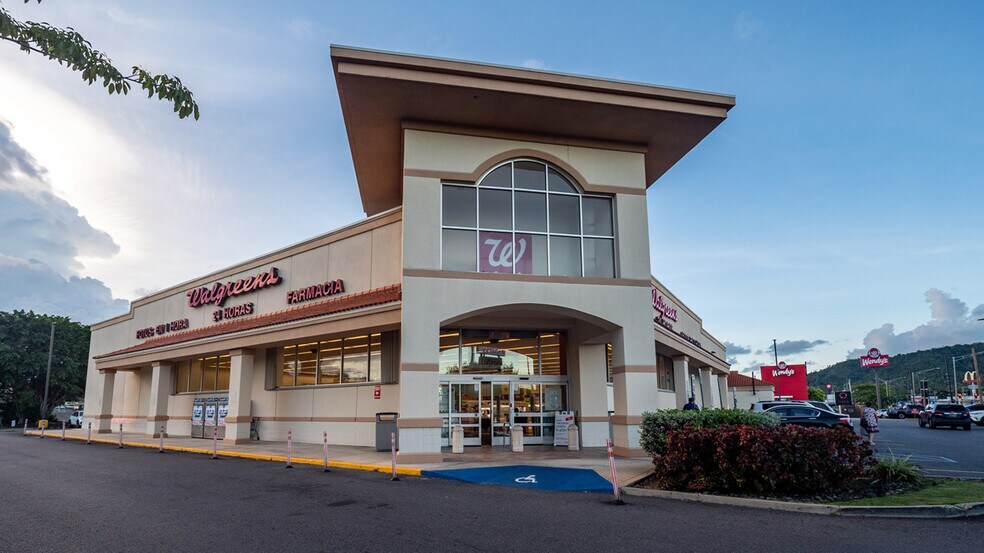 More Photos Of 101 PR-1, Caguas Drugstore For Sale