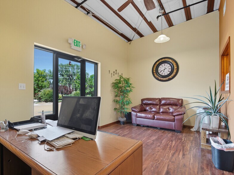 More Photos Of 2497 Power Rd, Grand Junction Showroom For Sale