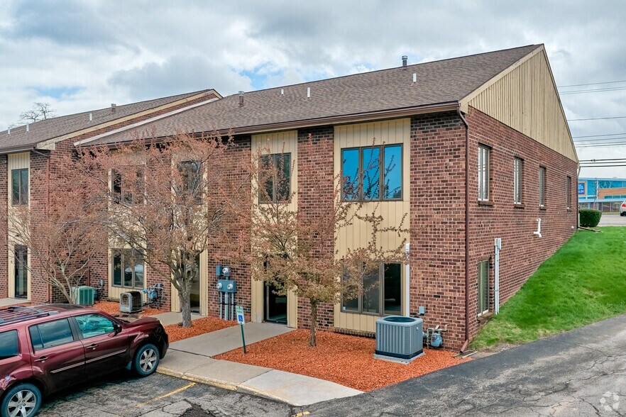More Photos Of 1724-1742 E Ridge Rd, Rochester Medical For Sale
