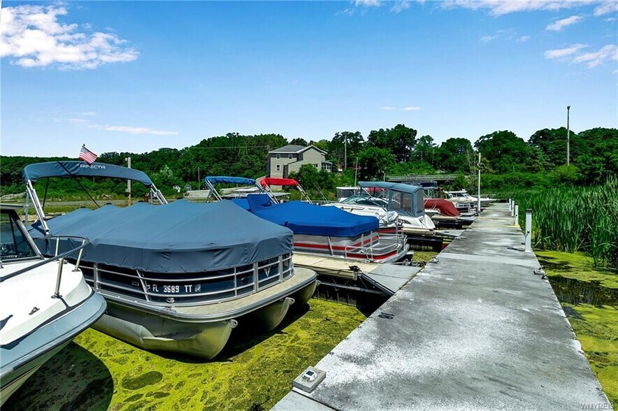 More Photos Of 14339 Roosevelt Hwy, Waterport Marina For Sale