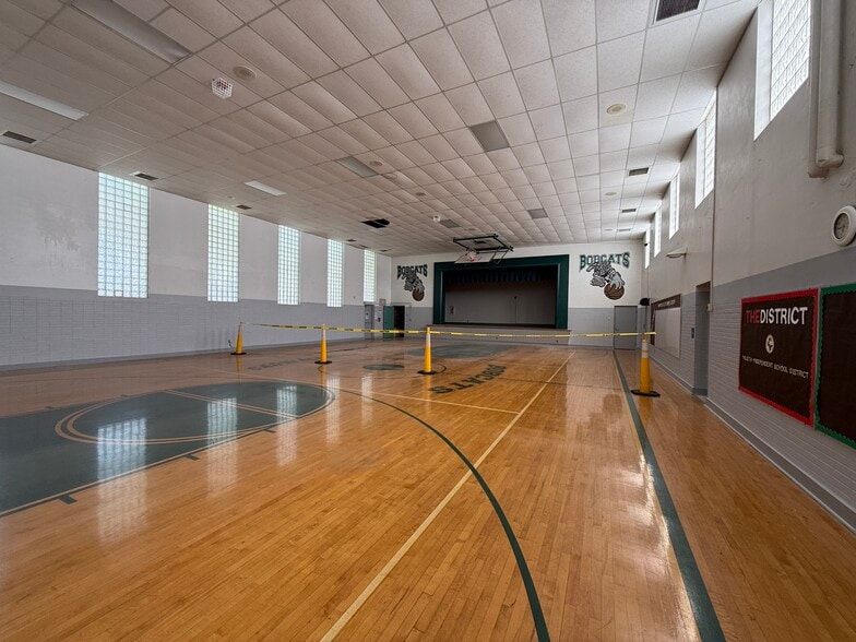 More Photos Of 7988 Alameda Ave, El Paso Office Residential For Sale