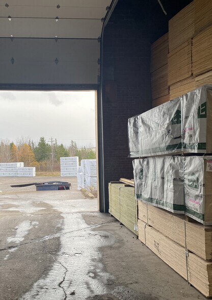 More Photos Of 385 Gulf Cres, Edwardsville Industrial For Sale