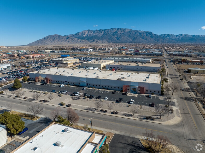 More Photos Of 8600 San Mateo Blvd NE, Albuquerque Warehouse For Lease