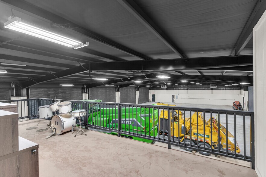 More Photos Of 6853 Lascassas Pike, Lascassas Industrial For Sale