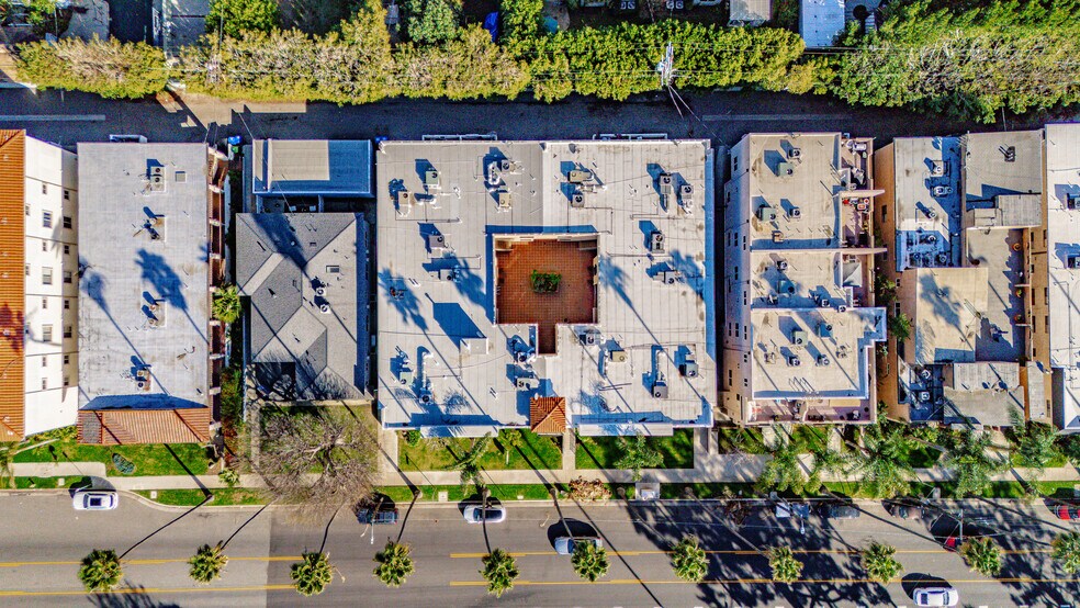 More Photos Of 4434 Fulton Ave, Sherman Oaks Apartments For Sale