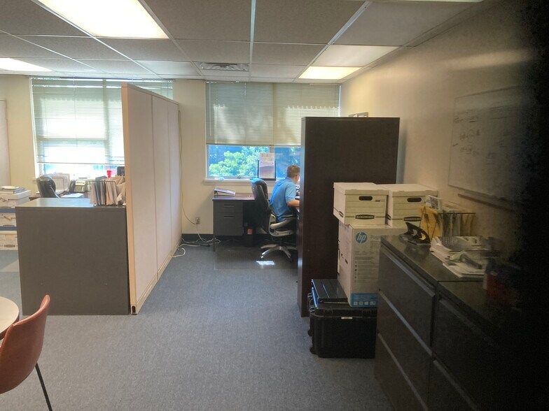 More Photos Of 914 Mount Kemble Ave, Morristown Office For Lease