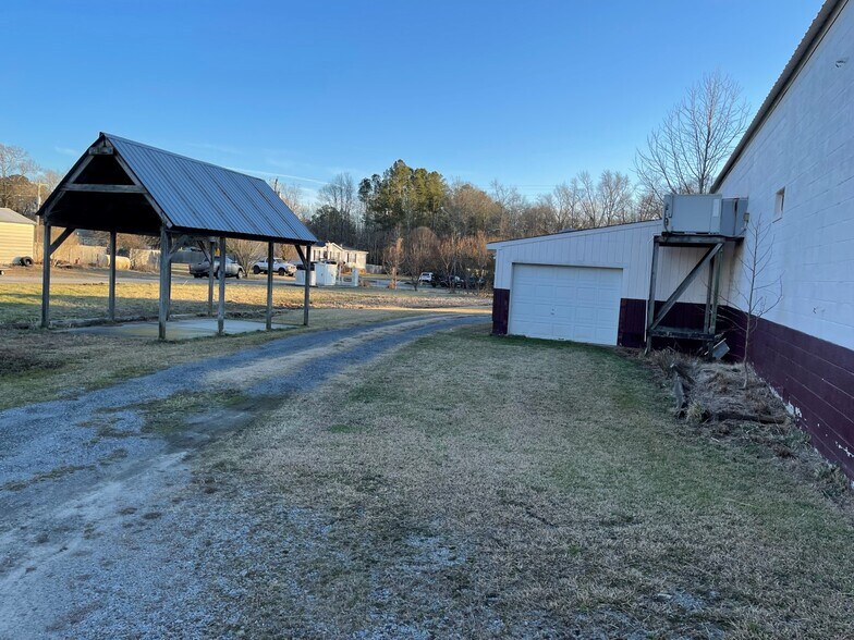 1012 Drum Hill Rd, Gates, NC 27937 General Retail For Sale