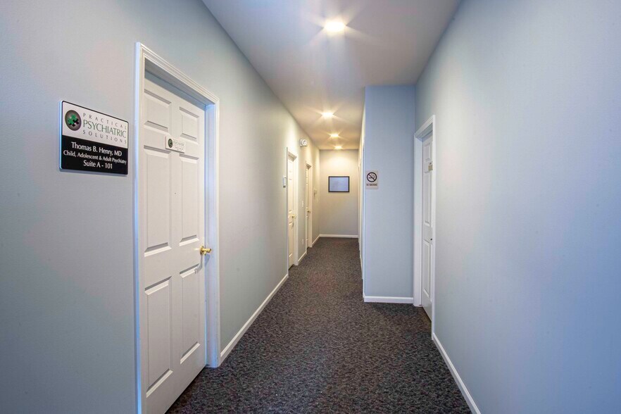 More Photos Of 1641 S Milford Rd, Highland Medical For Lease