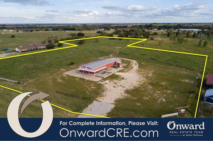 More Photos Of 24350 N I 35, West Restaurant For Sale