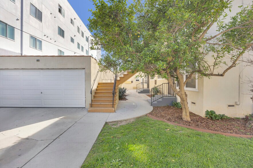 More Photos Of 10613 S Inglewood Ave, Inglewood Apartments For Sale