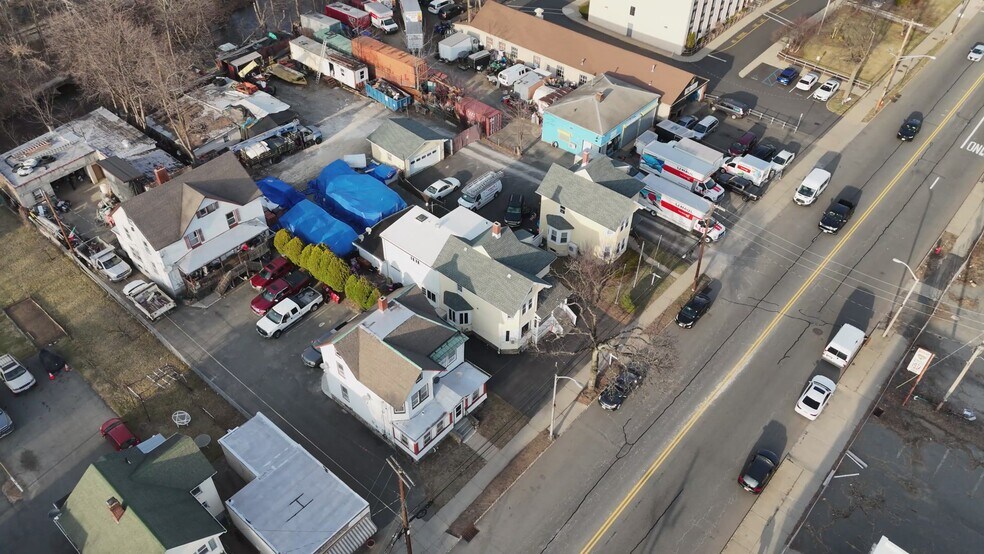 Primary Photo Of 203 E Blackwell St, Dover Multifamily For Sale