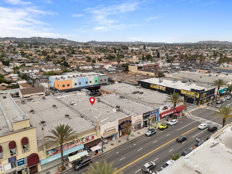 More Photos Of 4719-4721 Whittier Blvd, Los Angeles Convenience Store For Sale
