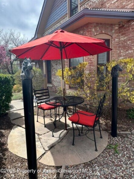 More Photos Of 711 Main St, Carbondale Office For Sale