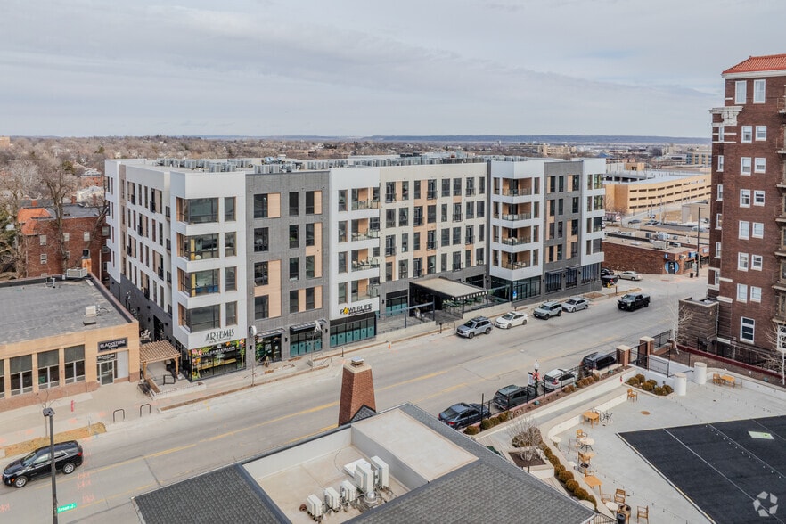 More Photos Of 3618 Farnam St, Omaha Apartments For Lease