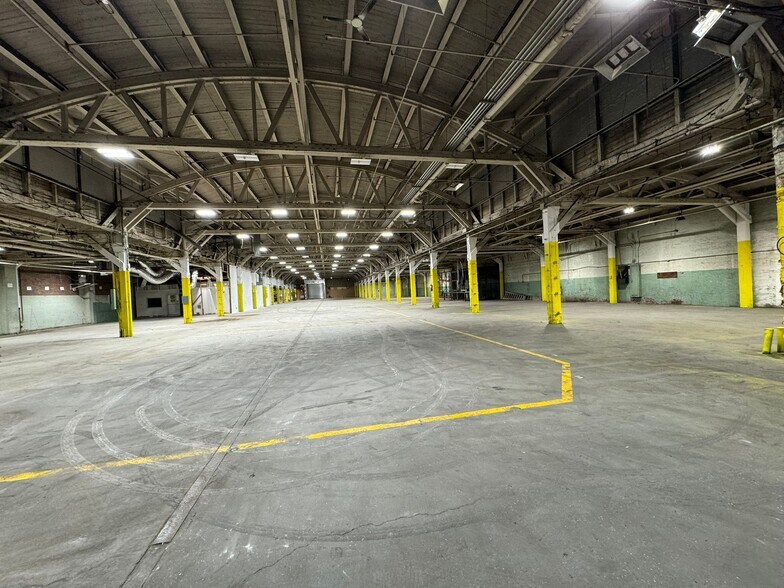More Photos Of 1000 S 2nd St, Plainfield Industrial For Sale
