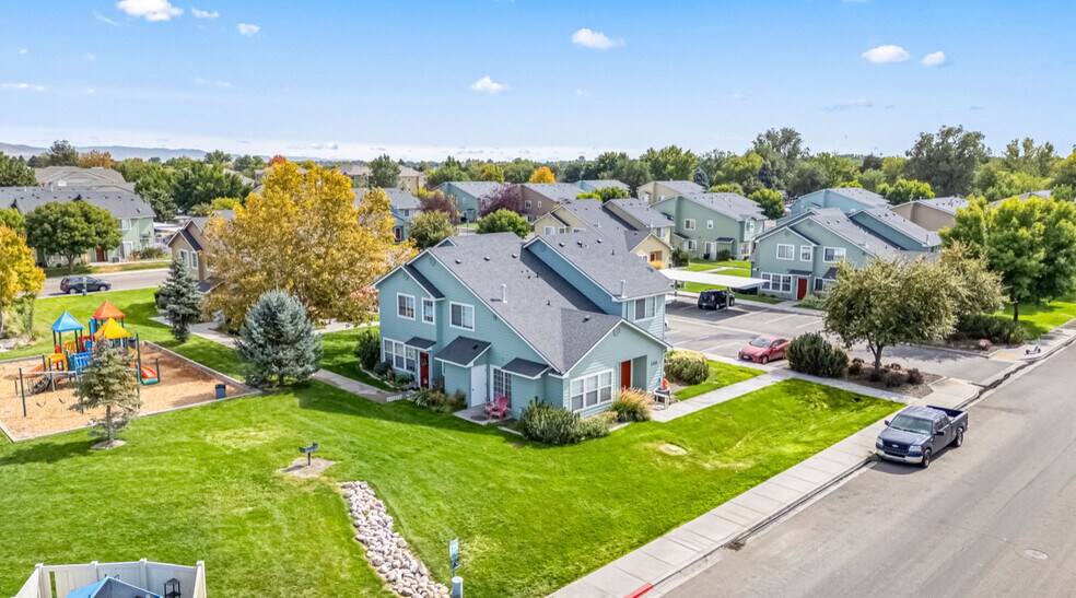 Primary Photo Of 1322 N Wildwood Way, Boise Apartments For Sale