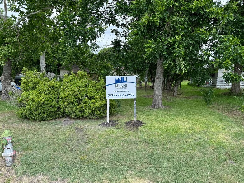 More Photos Of 2115 J Meyer Rd, Richmond Land For Sale