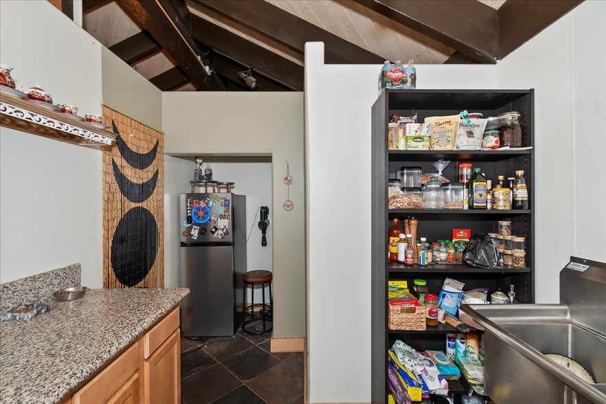 More Photos Of 40716 Village Dr, Big Bear Lake Freestanding For Sale