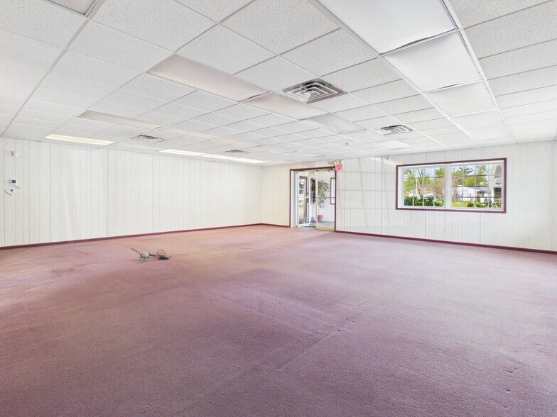 More Photos Of 3164 Lewis Ave, Ida Medical For Lease