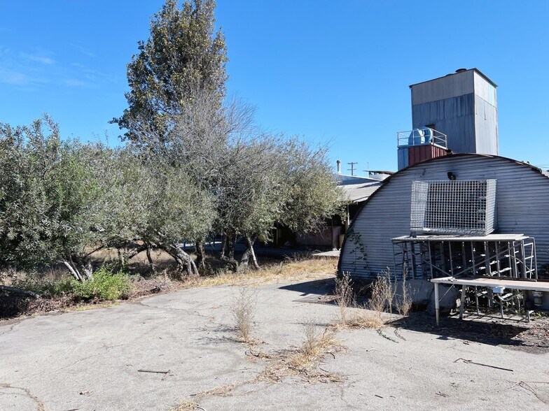 More Photos Of 1200 Chesley Ave, Richmond Warehouse For Sale