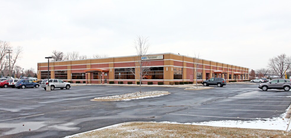More Photos Of 33464 Schoenherr Rd, Sterling Heights Medical For Lease