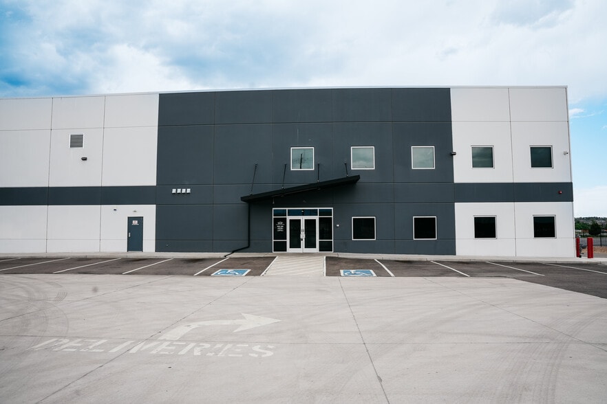 More Photos Of 1350 W 62nd Ave, Denver Warehouse For Lease
