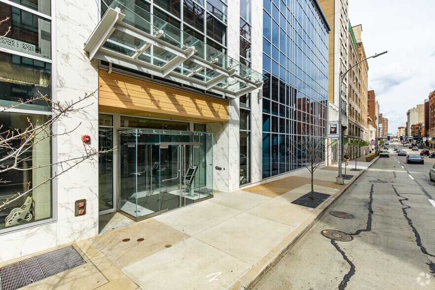 More Photos Of 225 Boulevard of the Allies, Pittsburgh Office For Lease