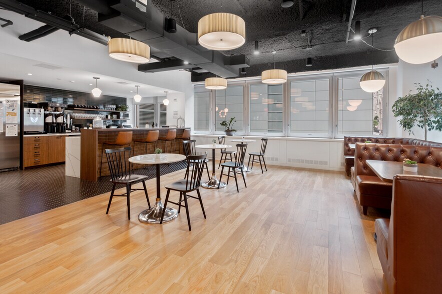 More Photos Of 300 Park Ave, New York Coworking Space