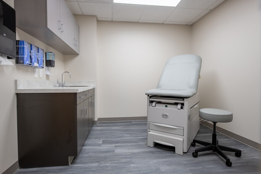 More Photos Of 170 North Henderson Rd, King Of Prussia Medical For Lease