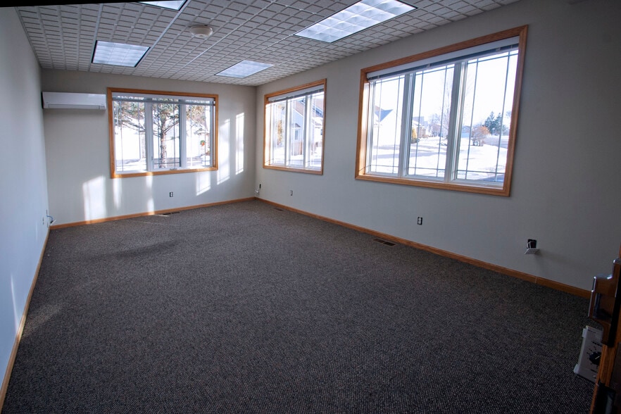 More Photos Of 4601 Weston Woods Way, White Bear Township Office For Lease