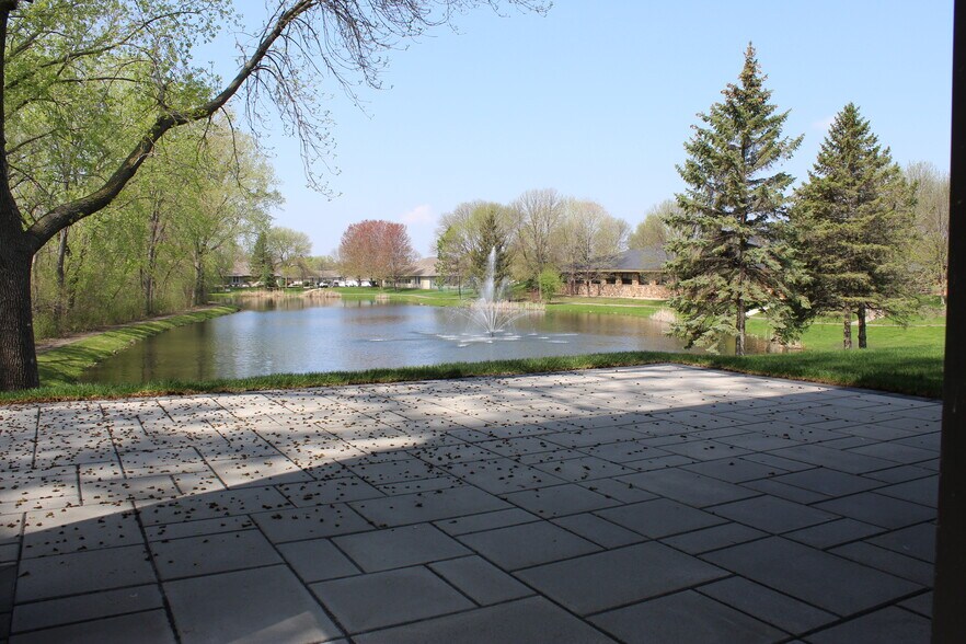 More Photos Of 12400 Portland Ave, Burnsville Office Residential For Lease