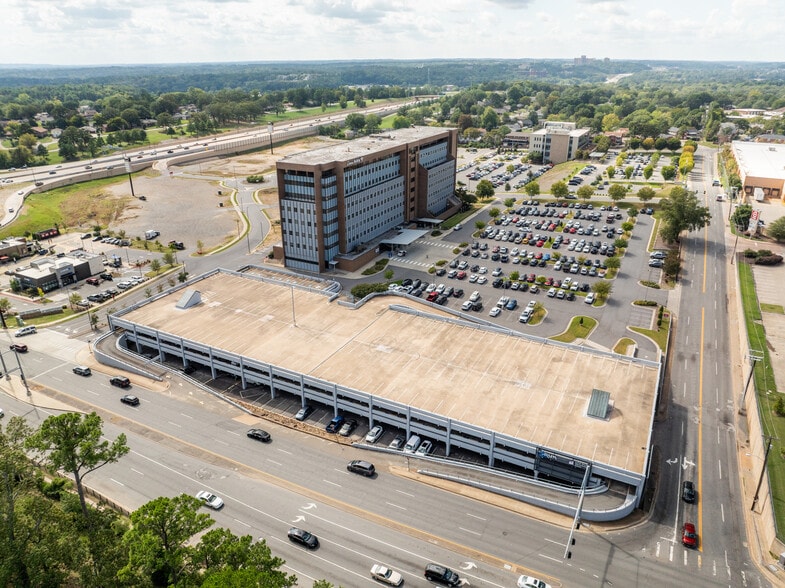 More Photos Of 500 S University Ave, Little Rock Medical For Lease