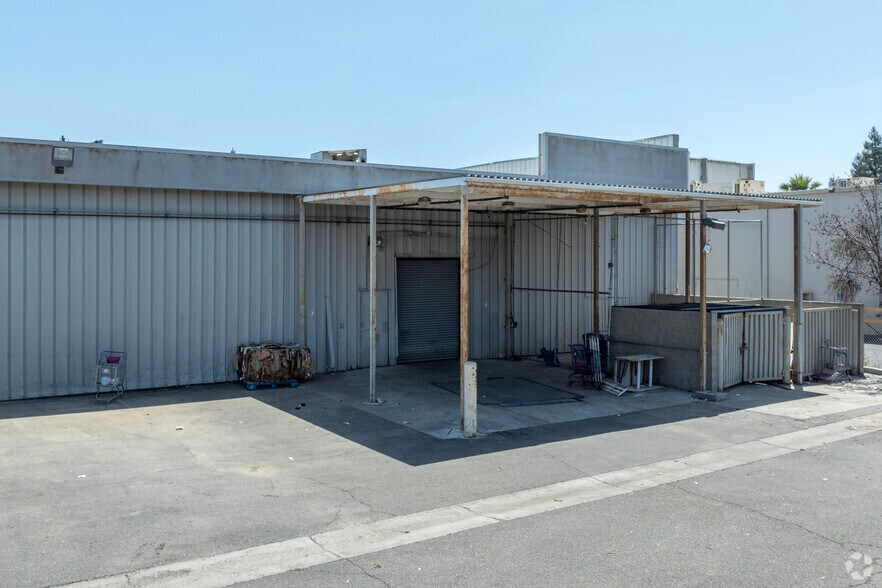 More Photos Of 4150-4190 W Shaw Ave, Fresno Unknown For Lease