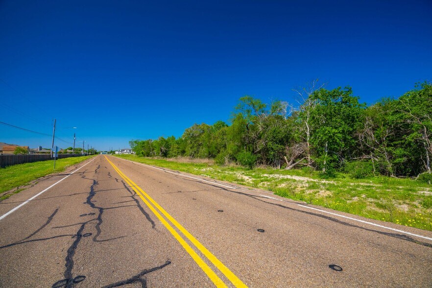 More Photos Of Ben Jordan 24, Victoria Land For Sale