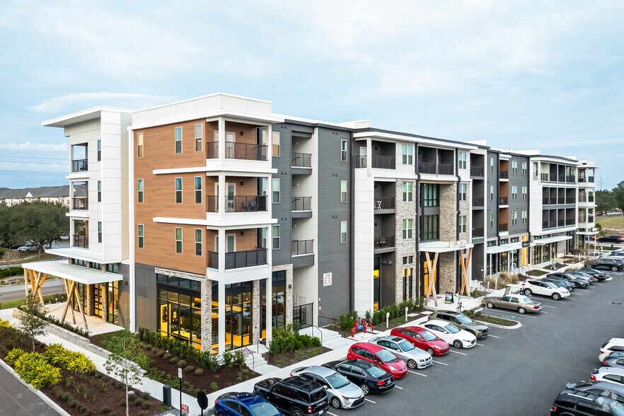 More Photos Of 234 E Mitchell Hammock Rd, Oviedo Apartments For Lease