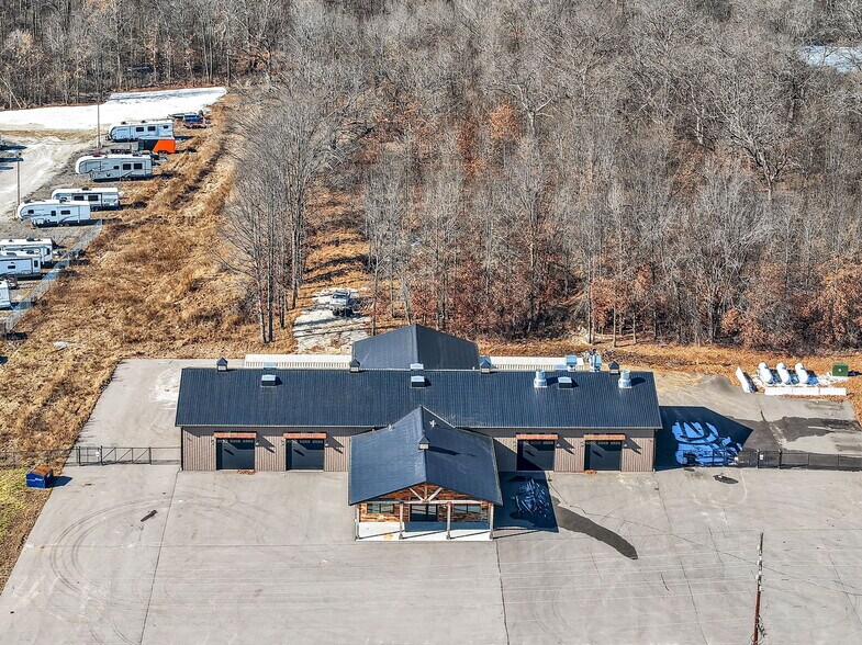 More Photos Of 1834 Outer Hwy 61 hwy, Moscow Mills Flex For Sale