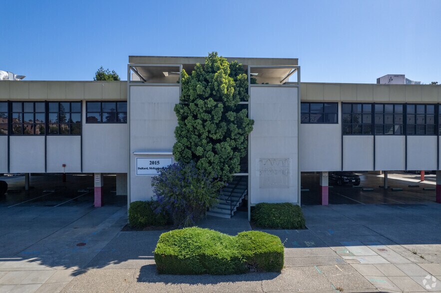 More Photos Of 2015 Pioneer Ct, San Mateo Office For Sale