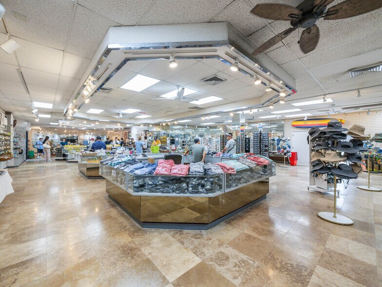 More Photos Of 54-124 Kamehameha Hwy, Hauula Freestanding For Sale